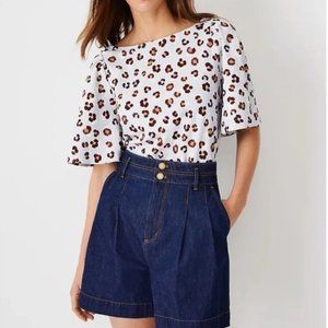 ANN TAYLOR Petite Animal Print Bell Sleeve Top In Gray Smoke, size SP